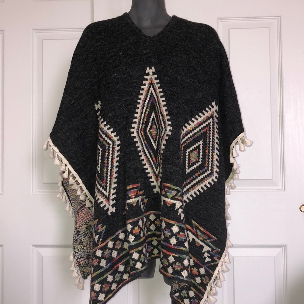 Sweater - Poncho